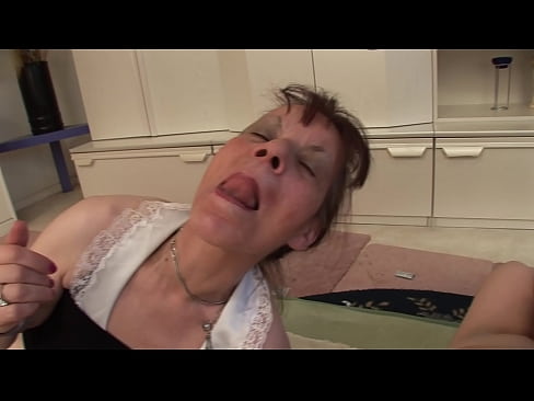 ❤️ Żewġ nanniet u nannu wieħed għandhom threesome ❤❌ Video tal-ħakk fil-porn mt.mouthporn.ru ❌❤